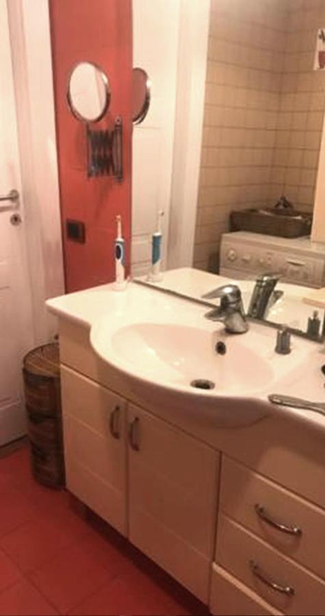 أفيرسا B&B Stanze Lussuose المظهر الخارجي الصورة